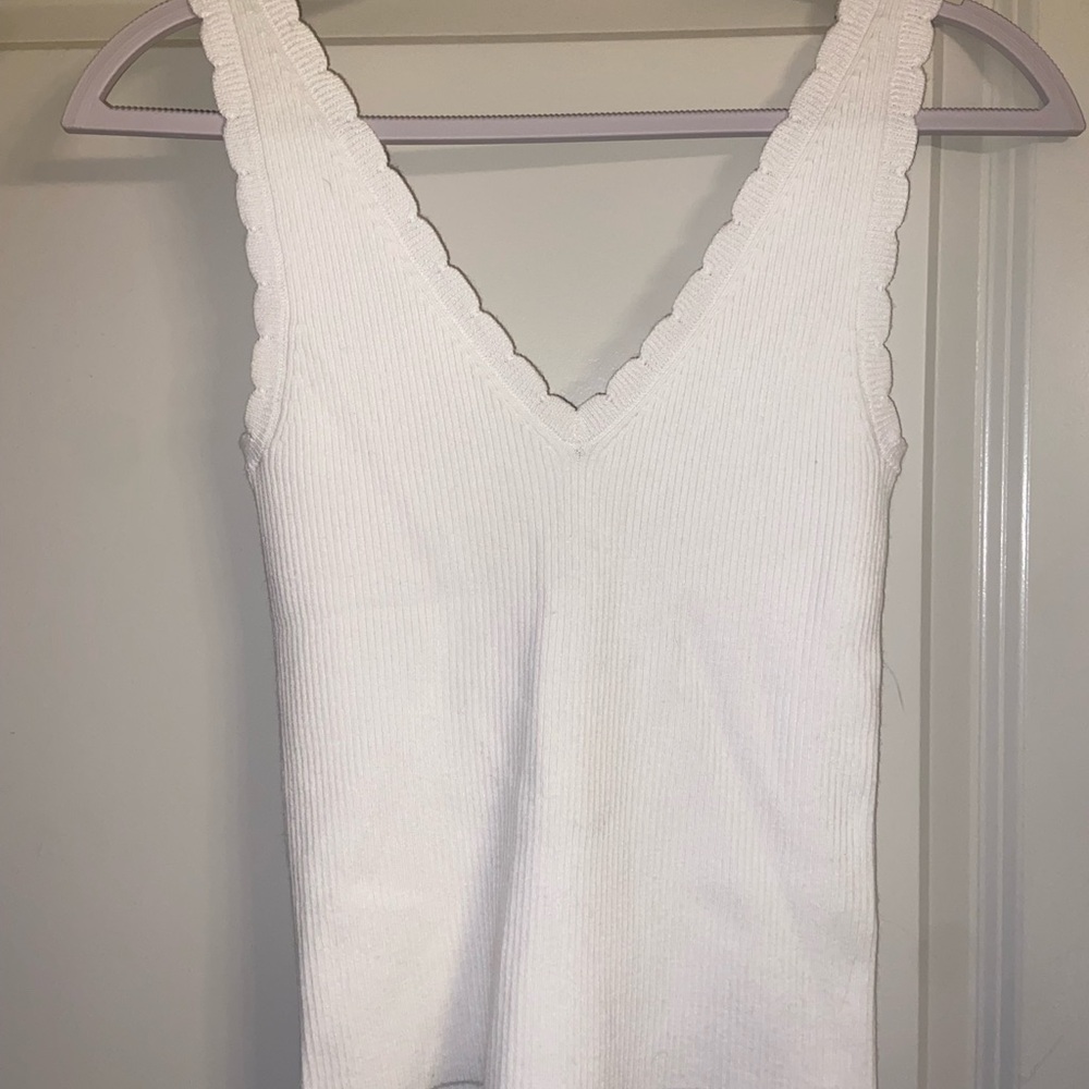 Aerie White Scalloped Tank Top